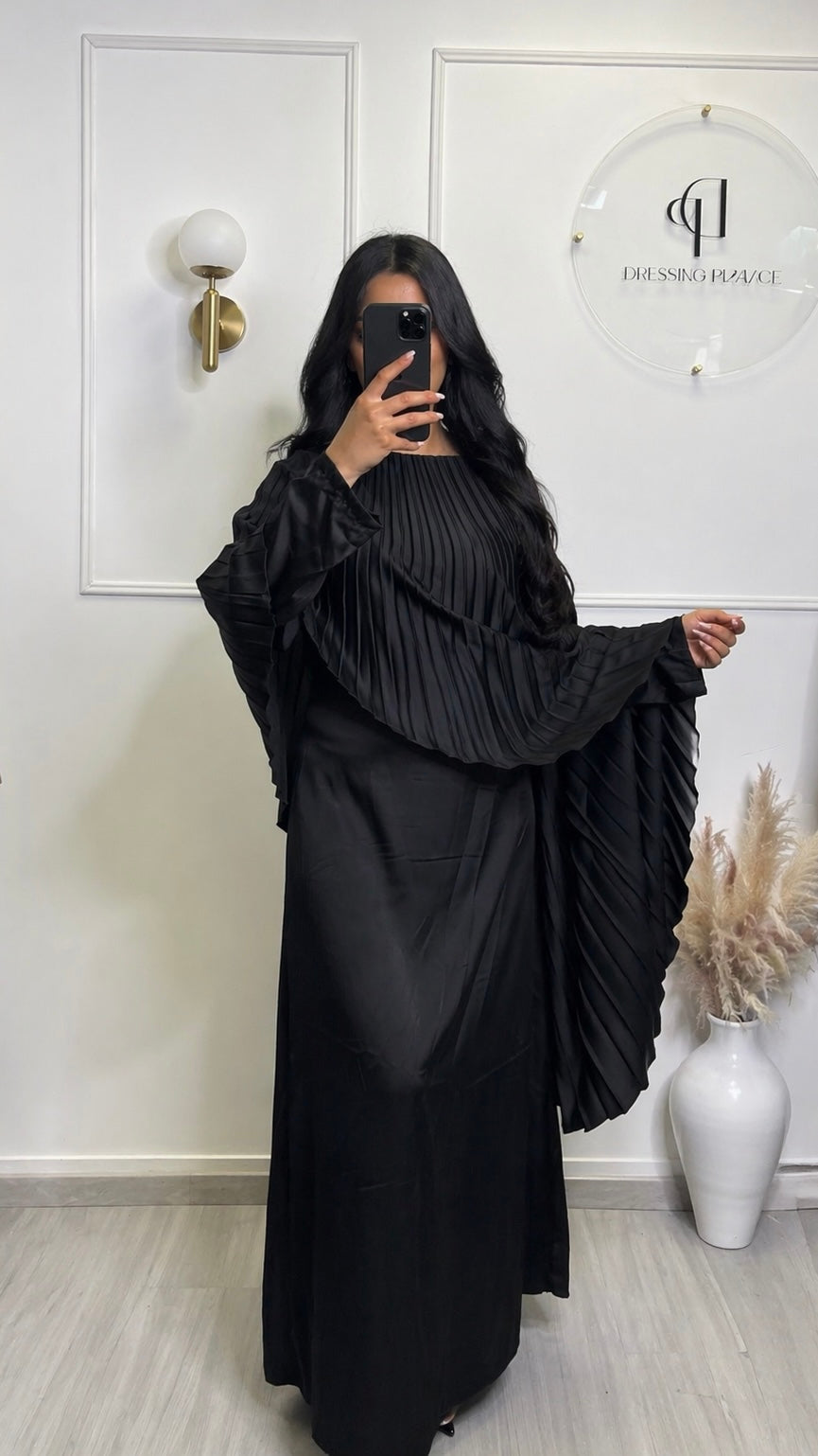 Robe ALMA – Robe plissée effet cape